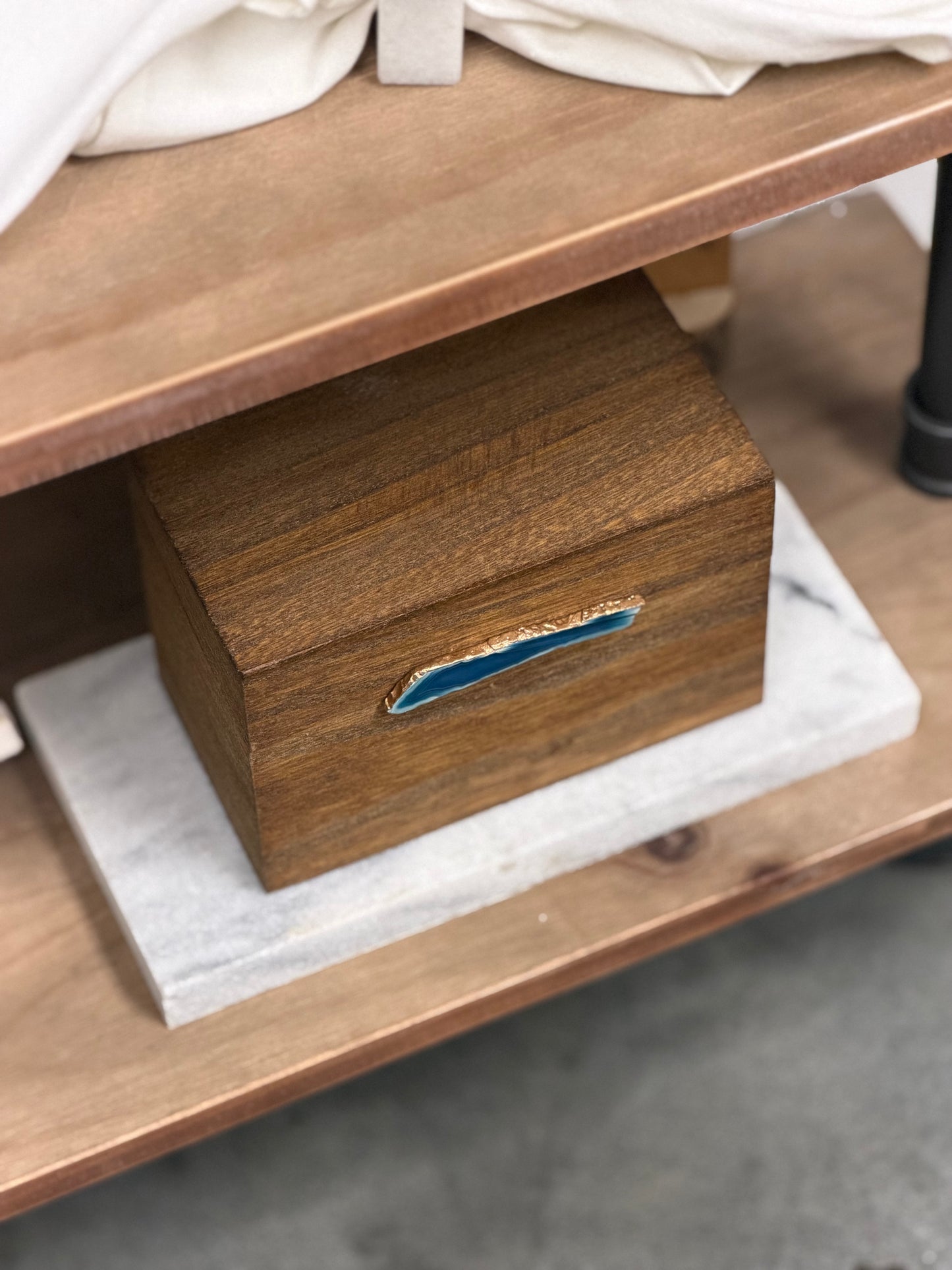 Rectangle Box wooden-style with Agate