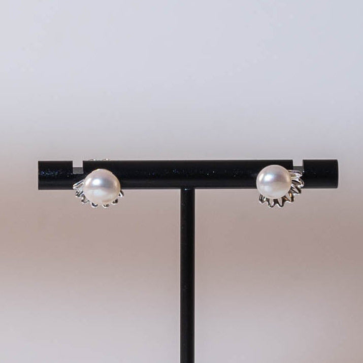 Freshwater Pearl Earring with silver 925 - Size: 1 cm